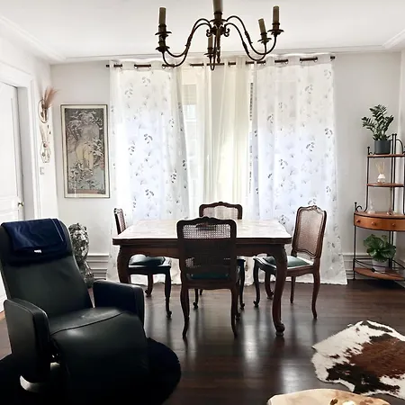 Spacious Centre